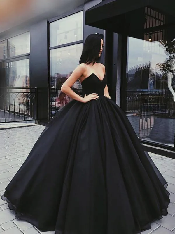 Affordable Black Ball Gown Prom Quinceanera Dress with Beaded Sweetheart Neckline & Strapless Design