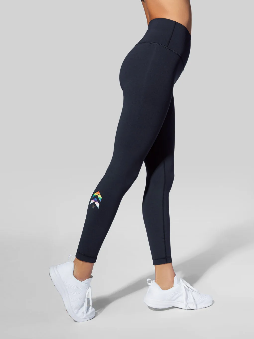 LULULEMON BLACK WUNDER UNDER HR TIGHT